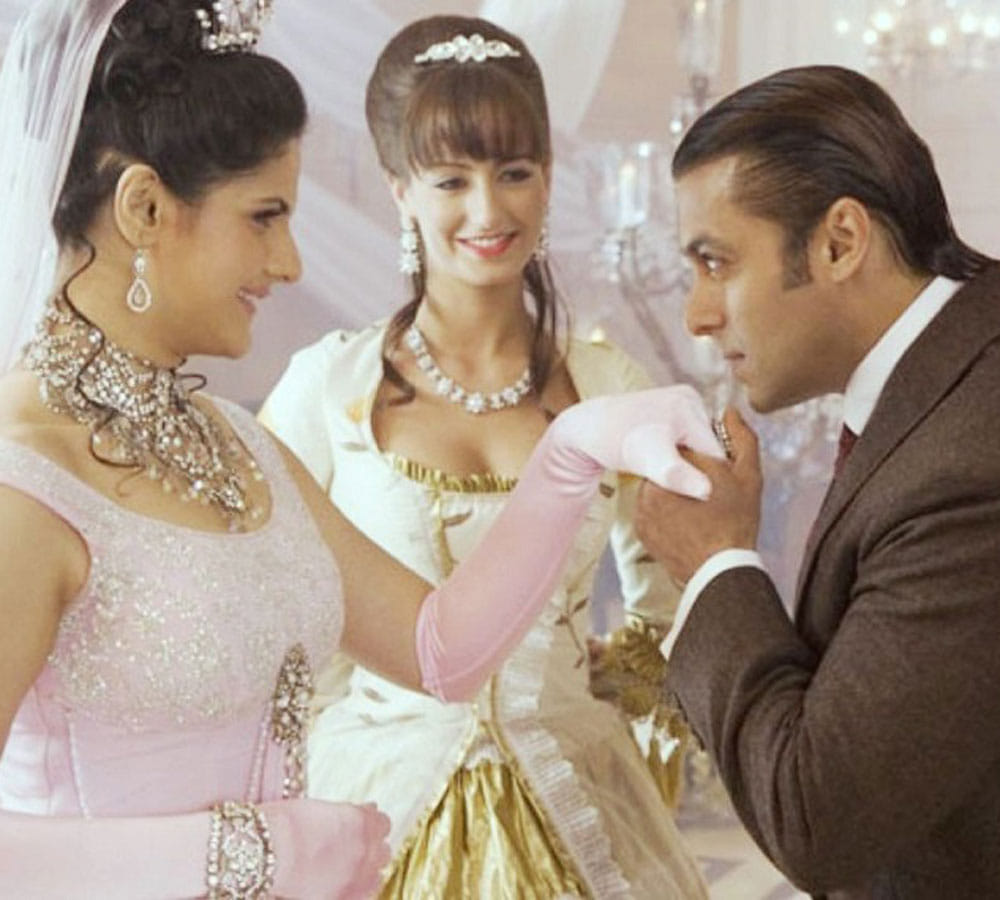 salman khan always follow no kiss clause in his films
