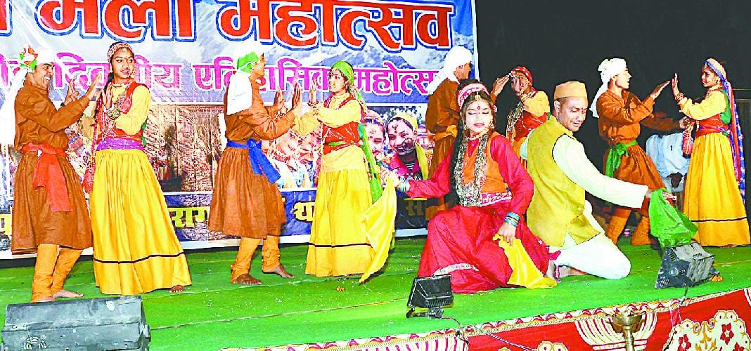 लोकनृत्य में पांवटा साहिब का दबदबा