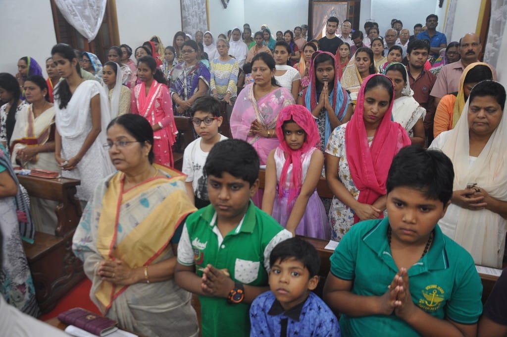 Prayer in churches before good friday