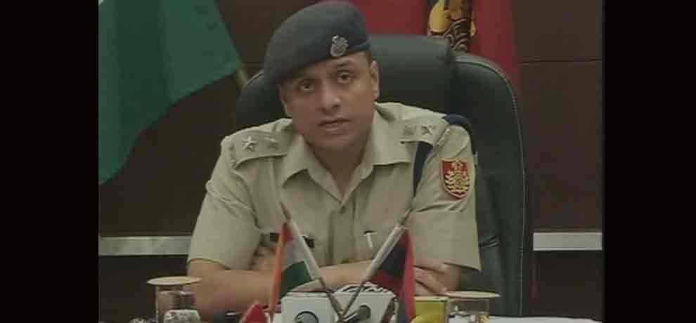 one crore people bank account data stolen gang head arrested by delhi police