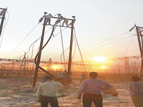 Five hours of electric power