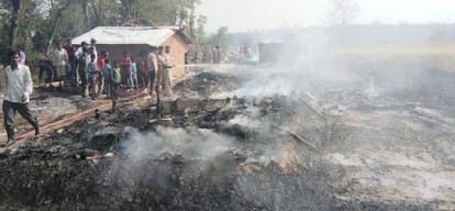 Four year old child burnt alive in slum fire at una himachal pradesh
