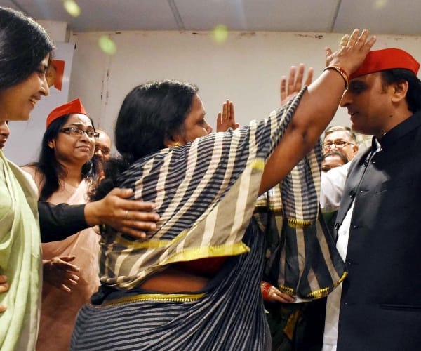 Akhilesh yadav targets BJP in press conference in Lucknow.