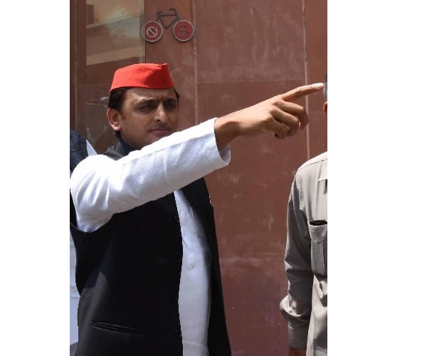 akhilesh yadav should introspect on his defeat says BJP.
