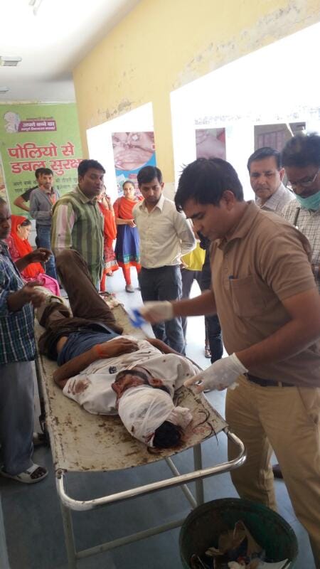girl denied to marry lover stabbed her with scissor in jaipur