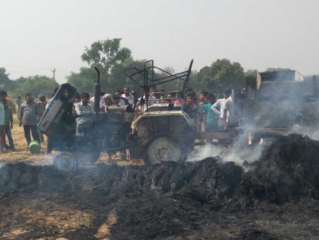 Burn the barn along the tractor at the time of drunkenness