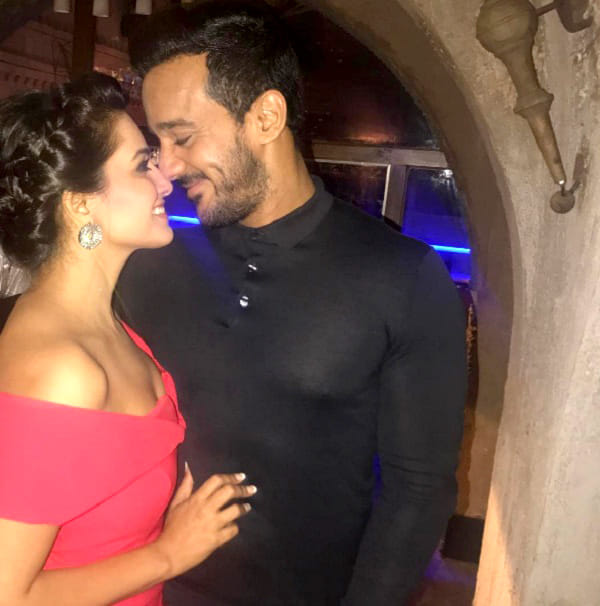  Anita Hassanandani’s  birthday celebration with hubby Rohit Reddy & friends 