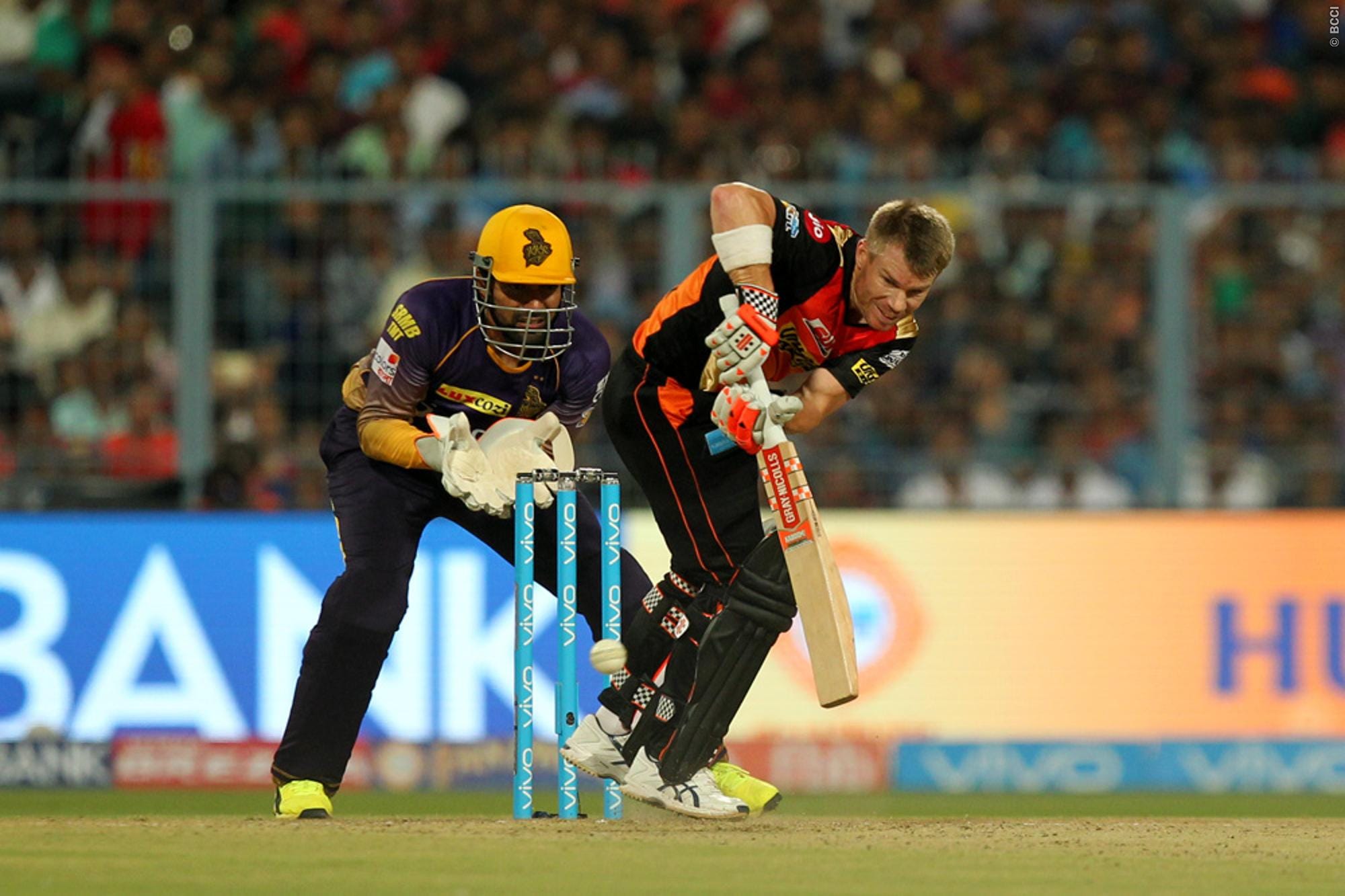 David Warner Can Play With Both Hands Because Of His Mothers Advice