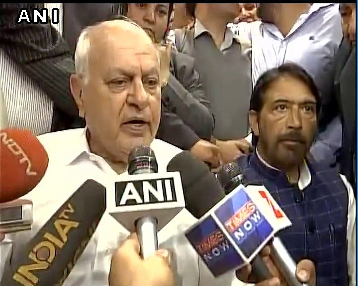 farook demands to sack jammu kashmir government