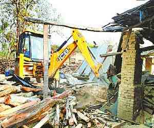  Eight illegal saw machines destroyed by JCB