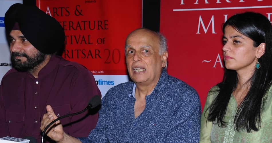 Producer Mahesh Bhatt Speaks on Begum Jaan, Vidya Balan Big Fan of Sakshi Malik