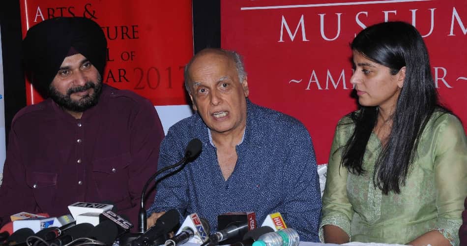 Producer Mahesh Bhatt Speaks on Begum Jaan, Vidya Balan Big Fan of Sakshi Malik
