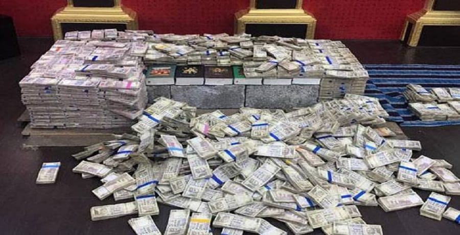 Bengaluru: 30 crore of demonetised notes ceased from ex councilor's house