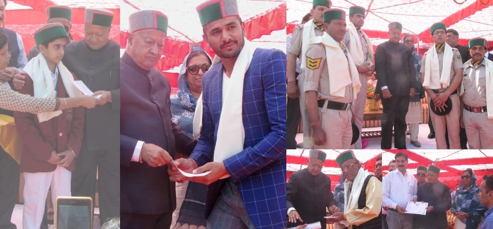CM Virbhadra singh confers State level Himachal Gaurav Purskar and Prerna Srot Awards