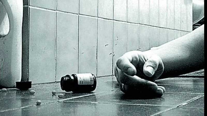 Indian Railway Employee Rajan Sharma commit suicide in Hisar, suicide note left behind