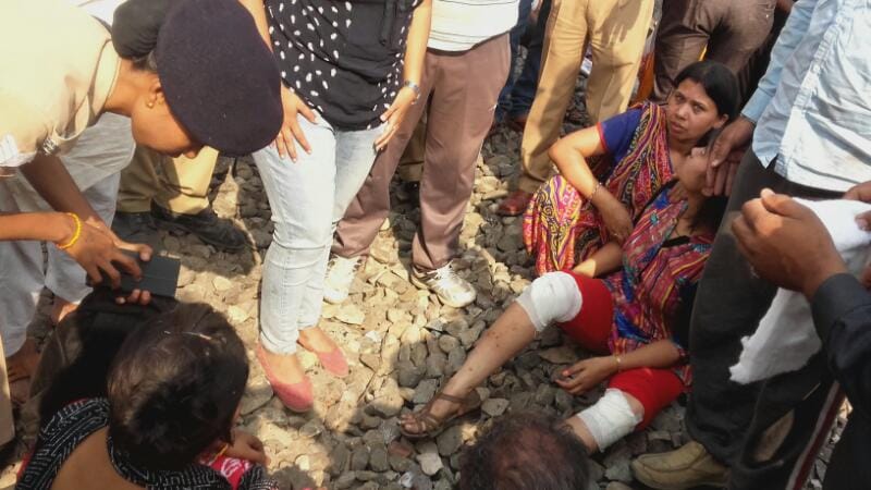 Rajarani Express derail near Rampur in up