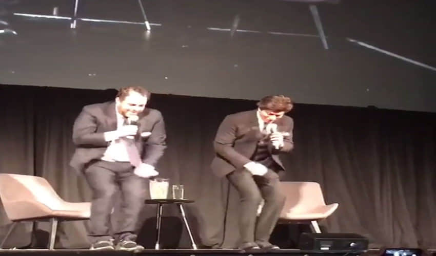 Watch: Shah Rukh Khan teach Brett Ratner how to do ‘Lungi Dance’