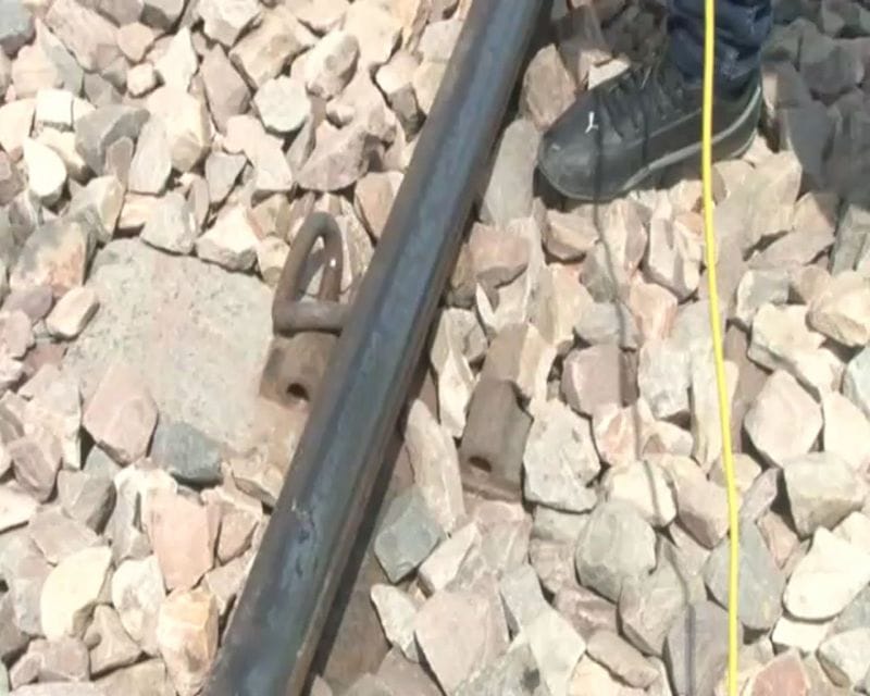 The railway lines were stolen, were caught, caught