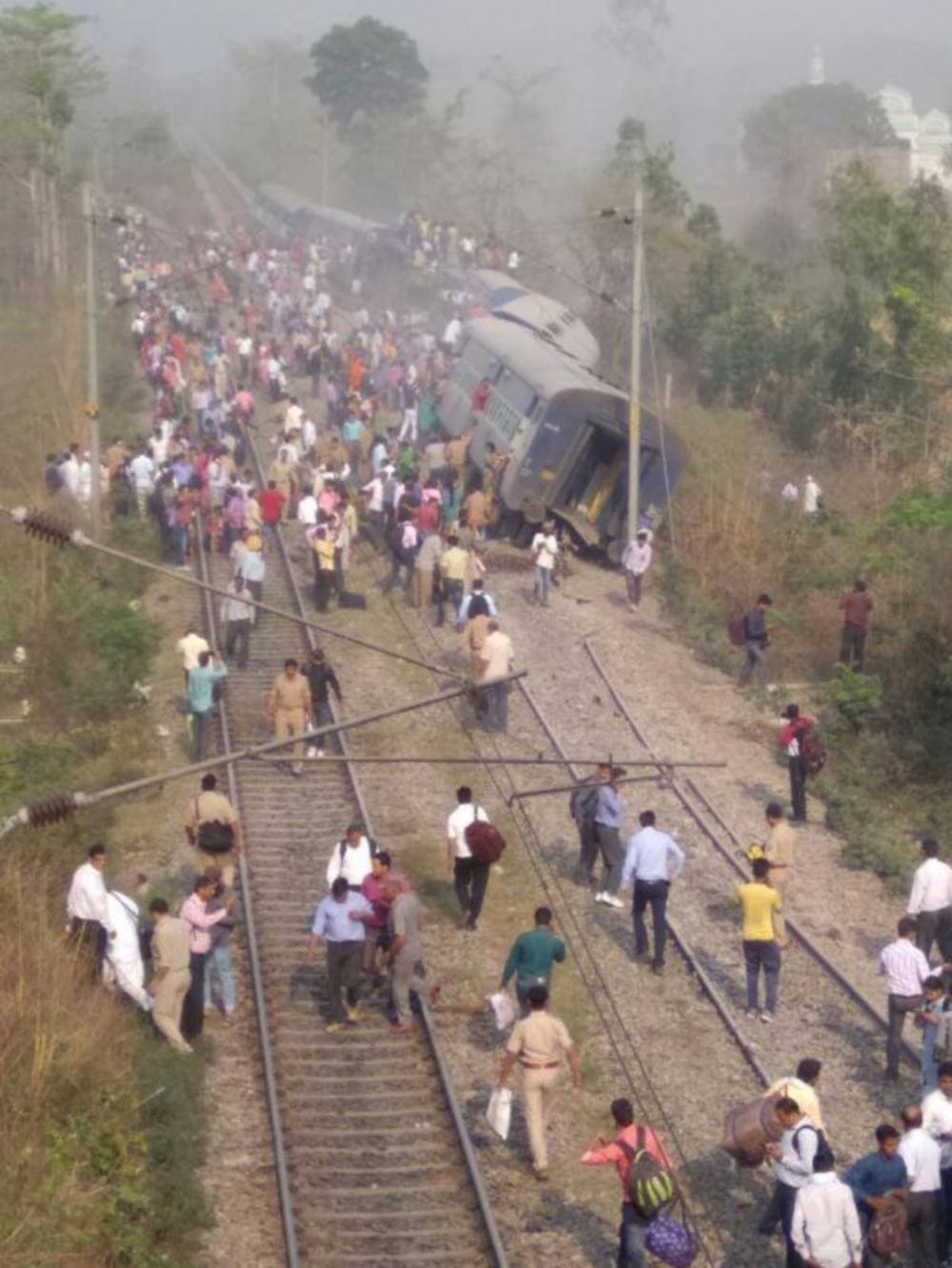 Two train will late for rajyrani express train accident