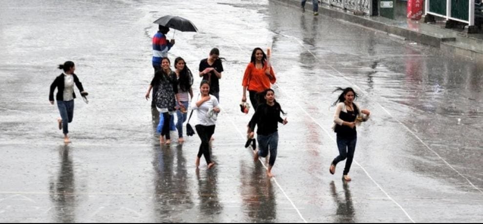 Weather department alert heavy rains may occur in Bihar and Bengal  