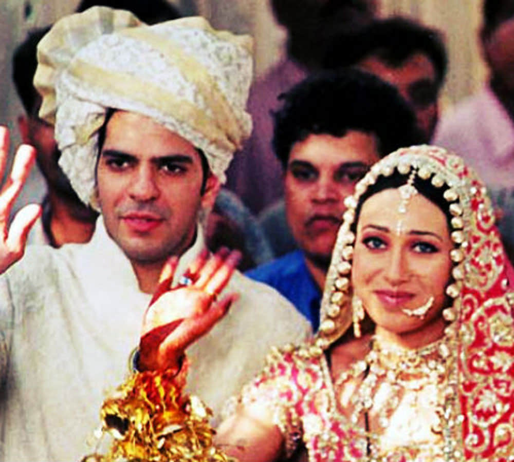 Bad News For Karisma Kapoor, Boyfriend Sandeep Toshniwal Divorce stucking between