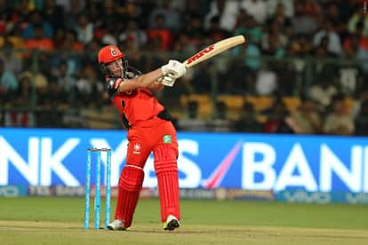 ipl 2017 Finch Scores fastest fifty for Gujarat Lions,McCullum 6th overseas played 100 IPL matches