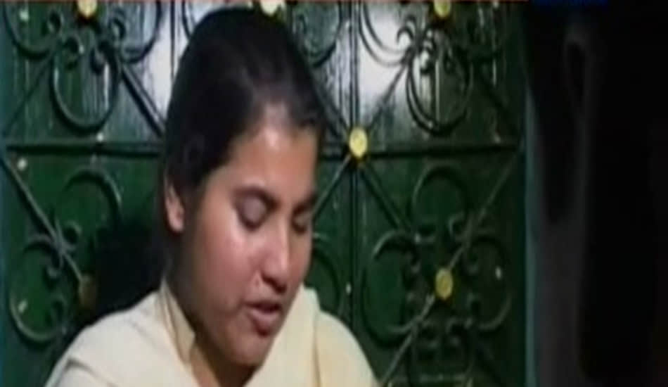 muslim women reaches cm yogi 