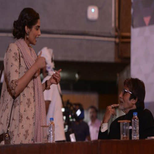 Amitabh Bachchan Shoots For Akshay Kumar's 'Pad Man' Along With Sonam Kapoor