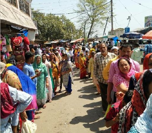  no arrangements for devotees in Chintpurni