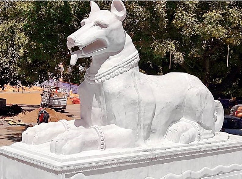 Why 21 feet tall dog statue will be installed here