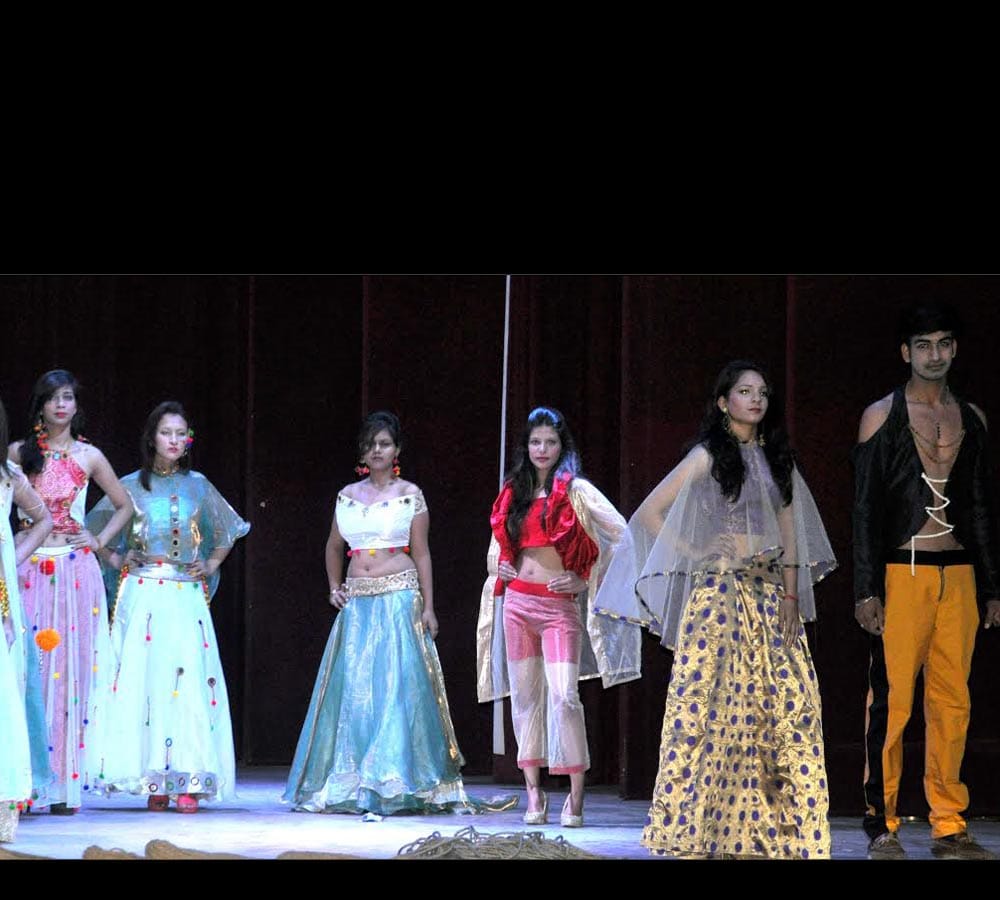 fashion show in invertis university 