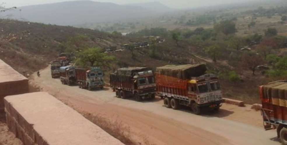 mirzapur riwa route jam more than 36 hour
