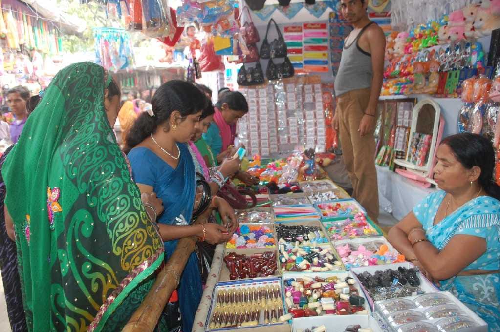Meena Bazar women's favorite choice