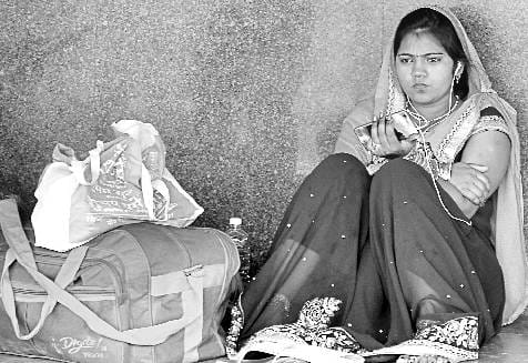 Rampant raid on Bareilly junction