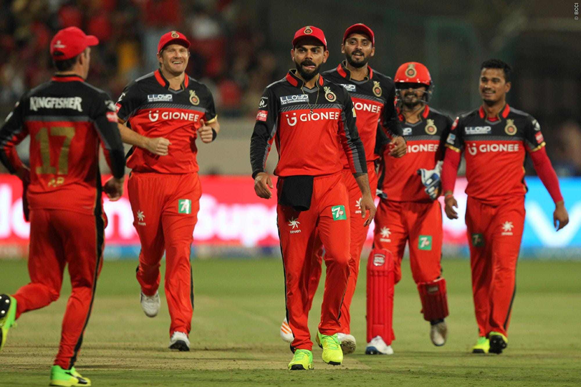 IPL 2020 RCB Need Most Players But KXIP Have Most Money Lets Know The Remaining purse of Teams