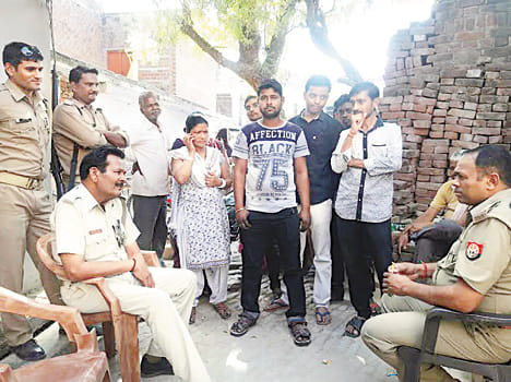 Thieves spoke at home