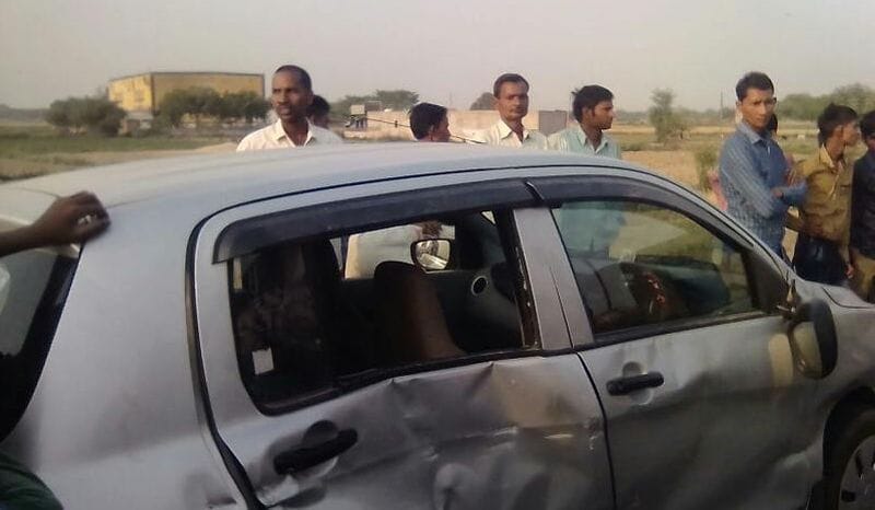 Truck driver dragged car riders up to a hundred meters