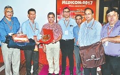 medicon mein nayi chikitsa padhati par kiya manthan