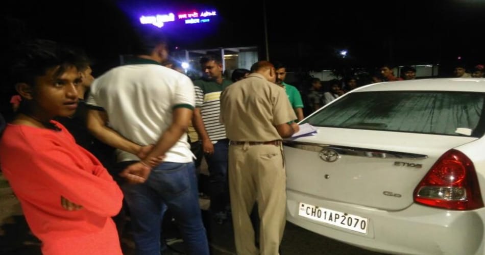deadbody found in car