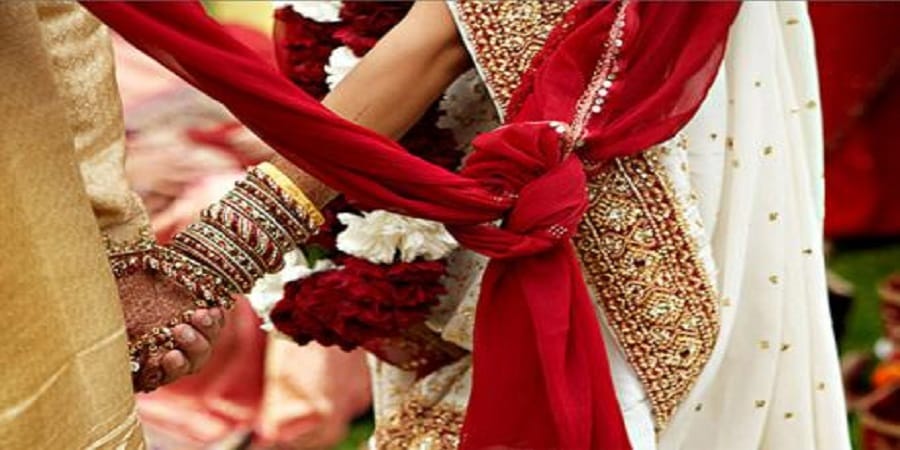 ... when attacked on Baraateo, the groom's gotta be laughing