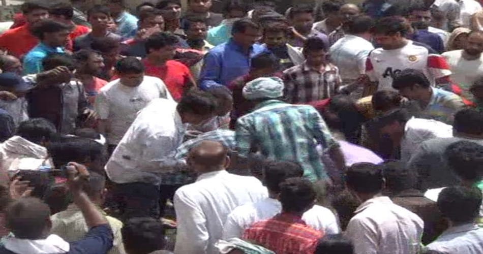  3 labourman killed while they are cleaning the siwer