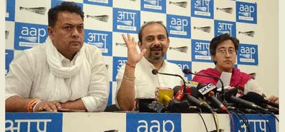 aap leader wrote letter to amit shah on bjp manifesto  