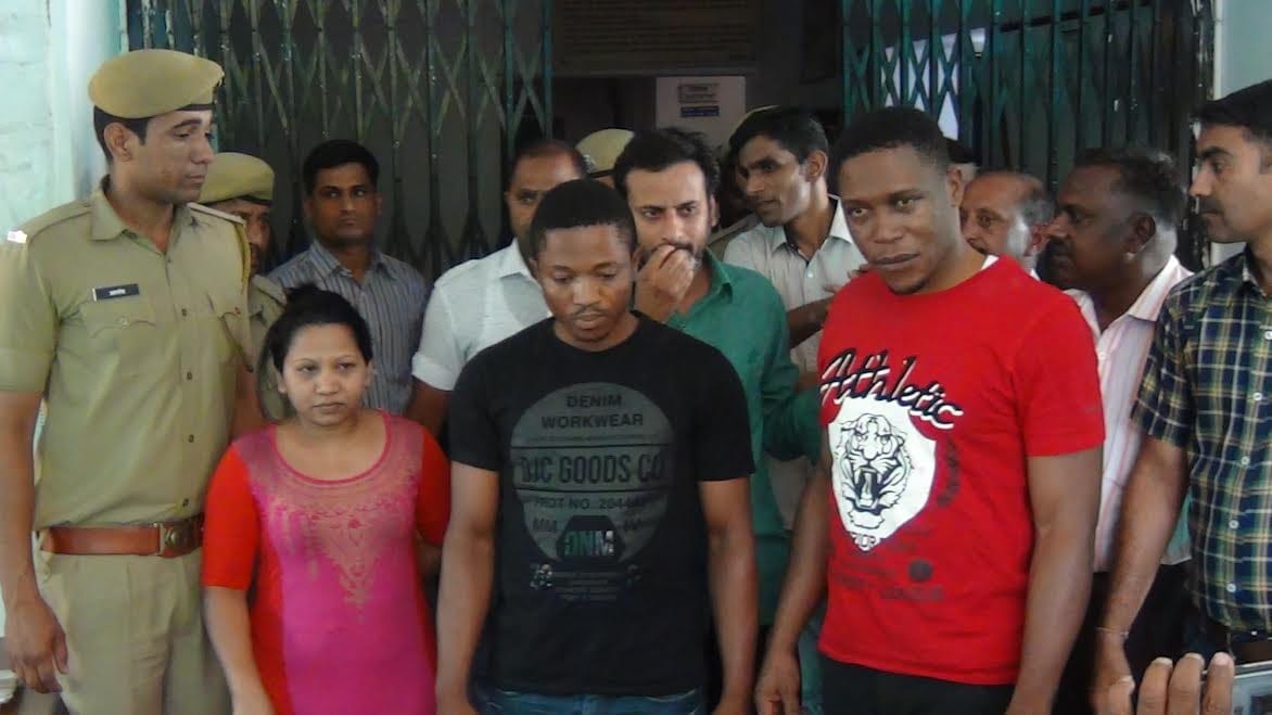 Chicken-Biryani fed by police 