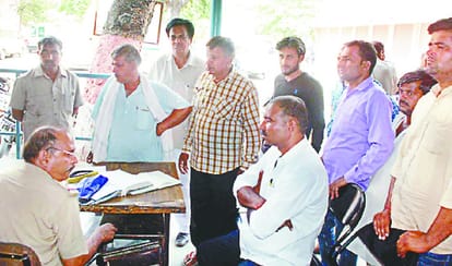 Murder of Policeman in Saharanpur, Constable girlfriend custody, see photos
