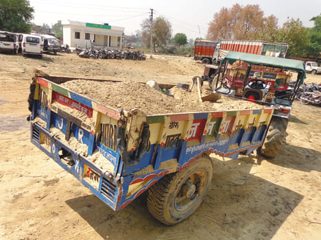 Illegal mining caught in Kutchi village