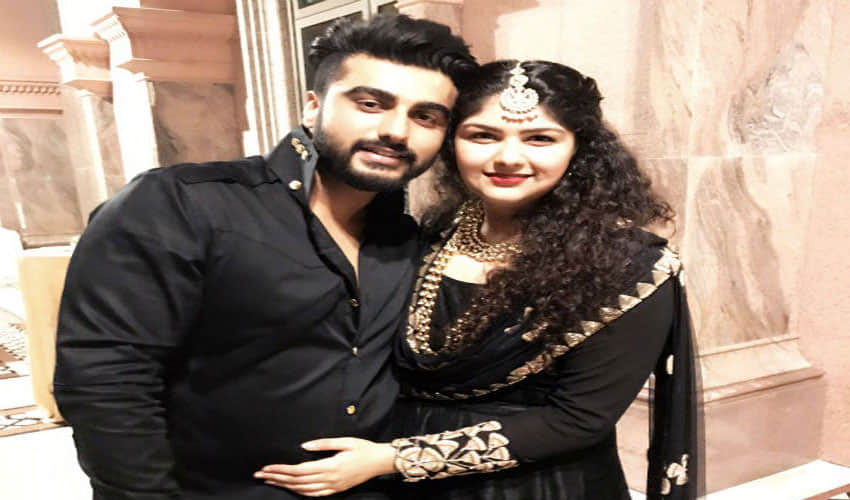 report says bollywood star arjun kapoor sister anshula dating screenwriter rohan thakkar