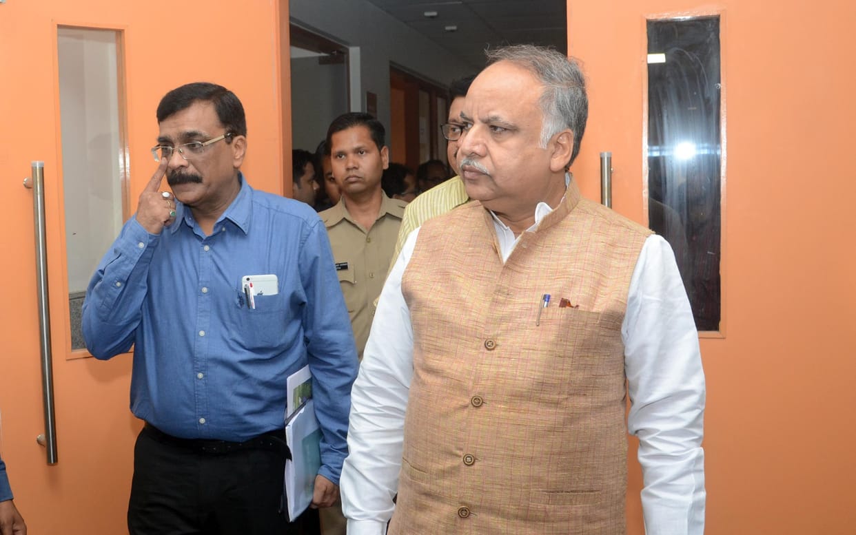 Siddharth nath Singh and ashutosh tandon leave for gorakhpur brd hospital after meeting with cm yogi