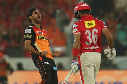 IPL 2017:  Muralitharan calls Bhuvneshwar Kumar the best bowler in IPL history