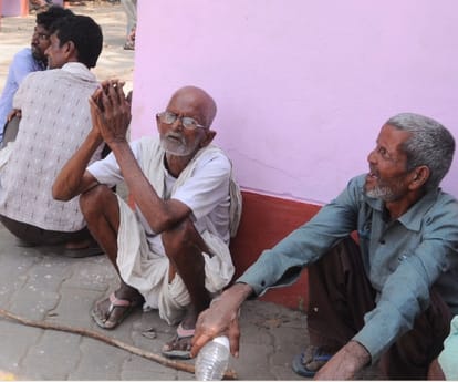  An old man died in police custody   in barabanki.