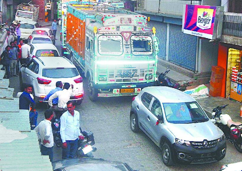 The problem of jam in the tourist season is serious